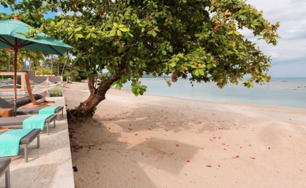 Ultra Luxury 6 Bedroom Beachfront Villa in Laem Sor
