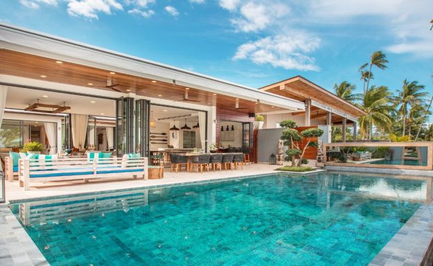 Ultra Luxury 6 Bedroom Beachfront Villa in Laem Sor
