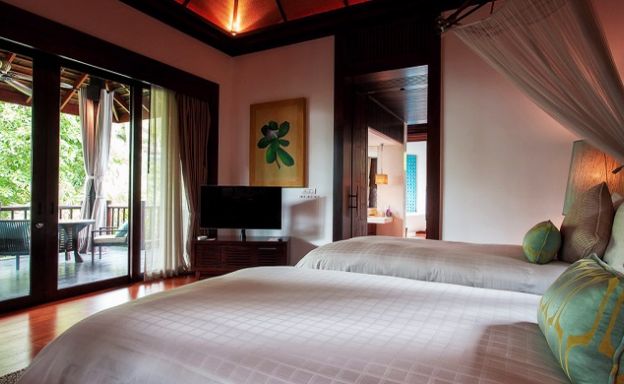 Four Seasons: Magnificent Luxury Beachfront Villas