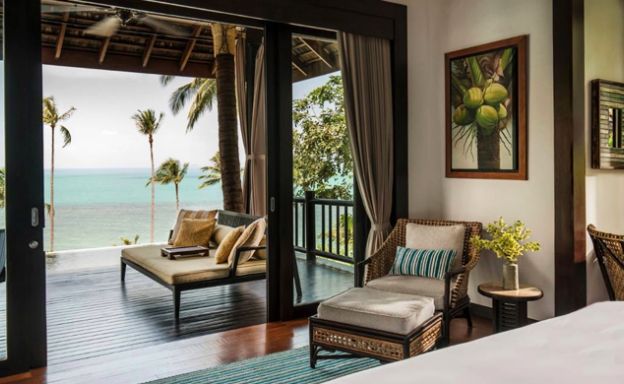 Four Seasons: Magnificent Luxury Beachfront Villas