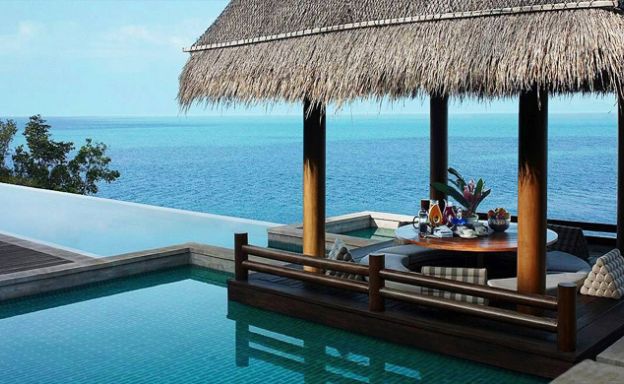 Four Seasons: Magnificent Luxury Beachfront Villas