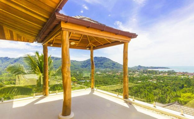 Tropical Modern 5 Bedroom Villa on Lamai Hillside
