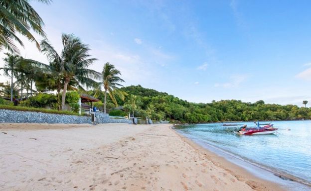 Beautiful 4 Bedroom Luxury Pool Villa on Bophut Beach