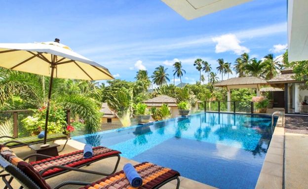 Beautiful 4 Bedroom Luxury Pool Villa on Bophut Beach