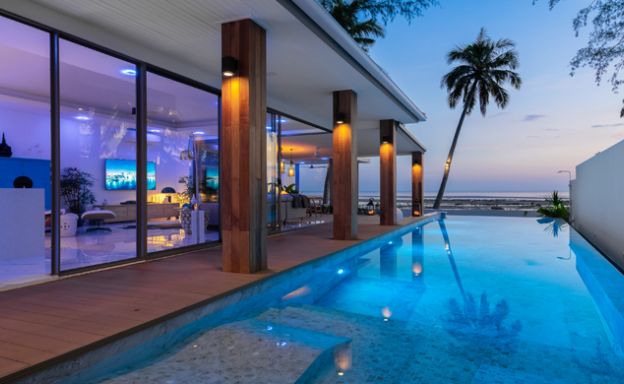 Beautiful 3 Bed Beachfront Villa For Sale on Laem Set
