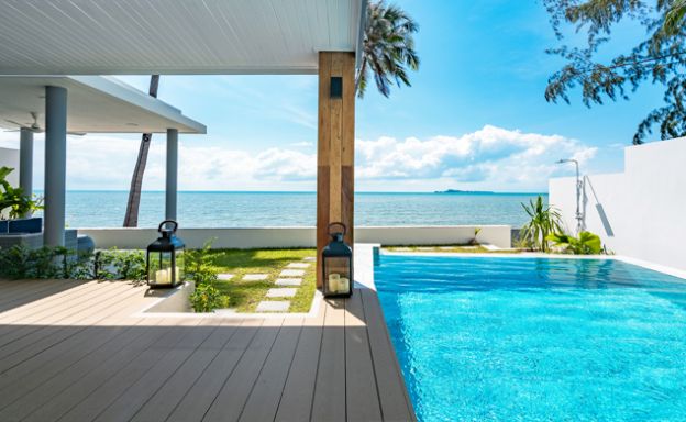 Beautiful 3 Bed Beachfront Villa For Sale on Laem Set