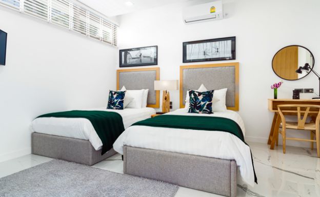 Beautiful 3 Bed Beachfront Villa For Sale on Laem Set