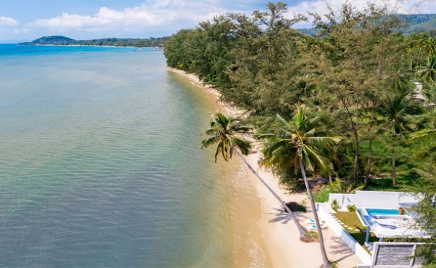 Beautiful 3 Bed Beachfront Villa For Sale on Laem Set