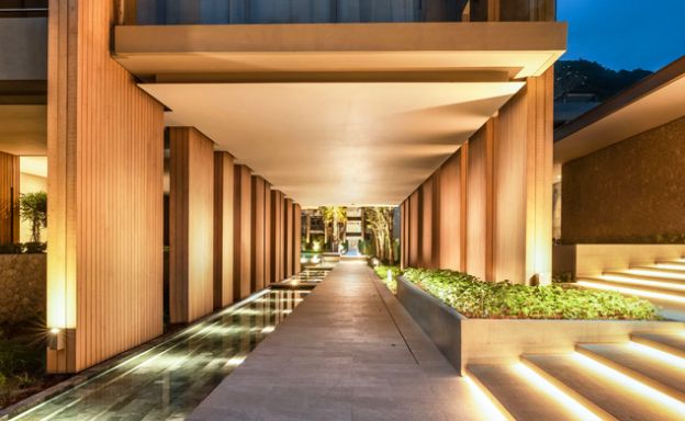 New Luxury 1-4 Bed Condos in Phuket Beach Resort