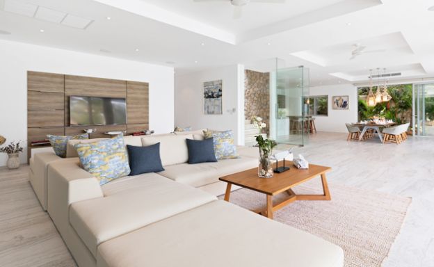Ultra-Luxury Beachfront 4 Bed Villa on Plai Laem Bay