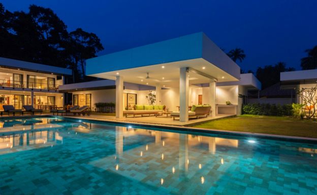 Beachfront 7 Bed Villa on Peaceful Laem Sor Beach