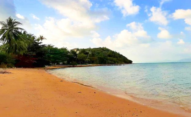 Beautiful Beachfront Land Plot for Sale in Bangrak