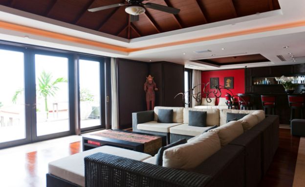 Magnificent 6 Bedroom Oceanfront Mansion in Phuket