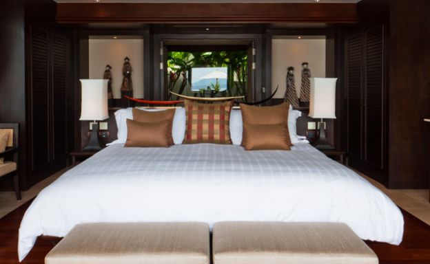 Magnificent 6 Bedroom Oceanfront Mansion in Phuket