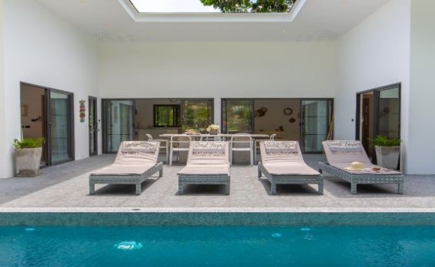 Modern 4 Bed Pool Villa 500m to Chaweng Noi Beach