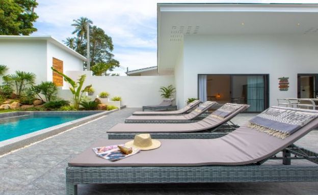 Modern 4 Bed Pool Villa 500m to Chaweng Noi Beach