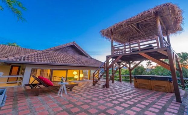 Tropical 3 Bedroom Pool Villa Close to Bangrak Beach