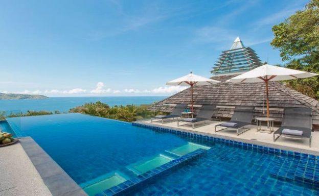 Ultra Luxury 5 Bed Oceanfront Villa on Kamala Bay