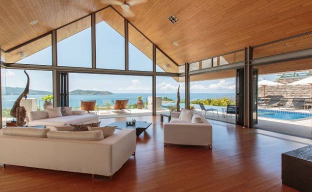 Ultra Luxury 5 Bed Oceanfront Villa on Kamala Bay