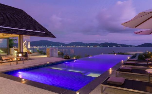 Ultra Luxury 5 Bed Oceanfront Villa on Kamala Bay