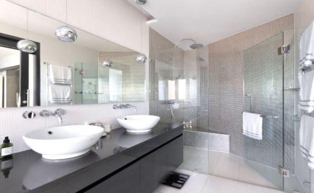 Contemporary 4 Bed Luxury Pool Villa in Chaweng Noi