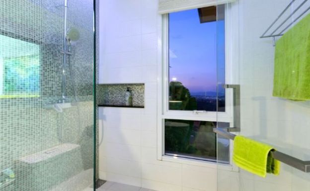 Contemporary 4 Bed Luxury Pool Villa in Chaweng Noi