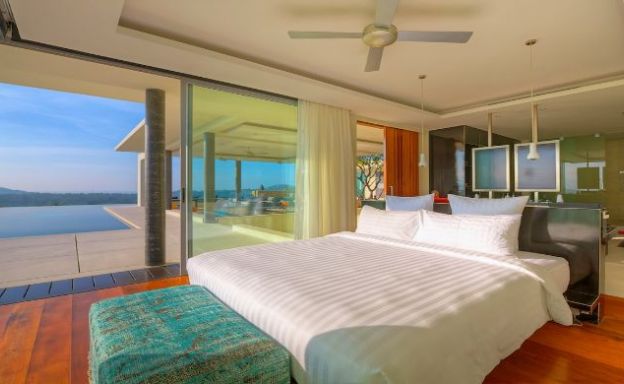 Ultra-Luxury 4 Bed Sea view Pool Villa in Choeng Mon