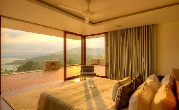 Magnificent Beachfront Villa on Choeng Mon Peninsular