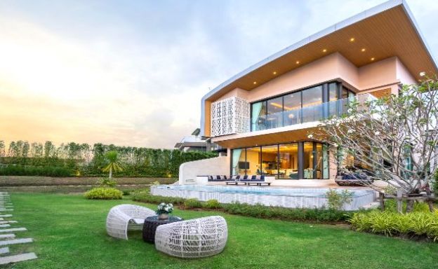 New 3 Bed Ultra-Modern Luxury Pool Villa in Rawai