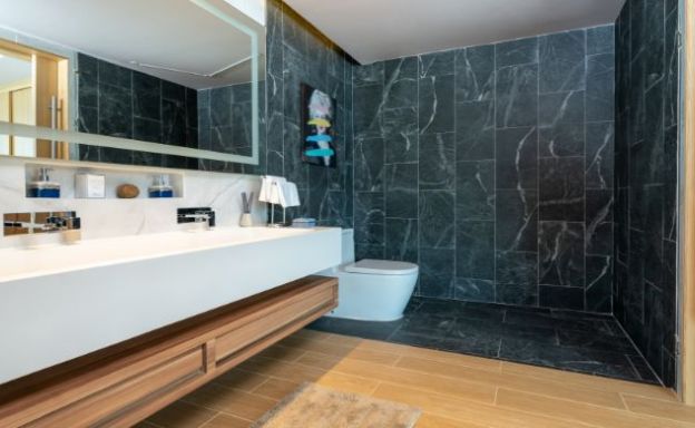 New 3 Bed Ultra-Modern Luxury Pool Villa in Rawai