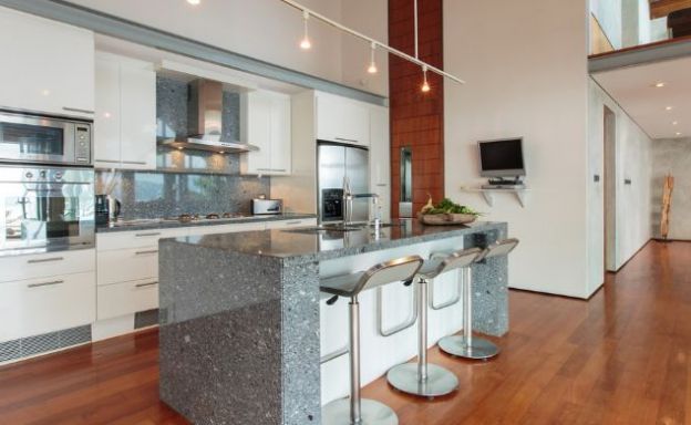 Luxury 6 Bed Oceanfront Pool Villa for Sale in Phuket