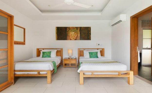 Modern 3 Bed Tropical  Villa in Choeng Mon