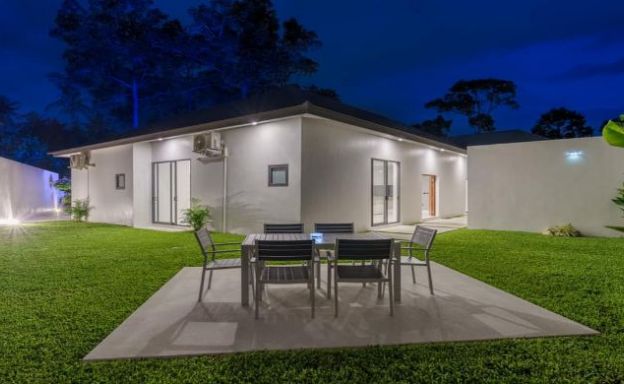 Beautiful Bali 3 Bed Villas with Large Garden in Maenam