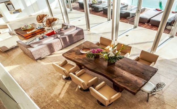 Exquisite 4 Bed Luxury Beachfront Villa in Taling Ngam