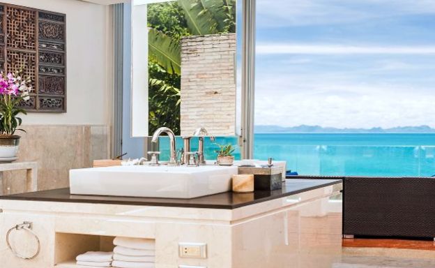 Exquisite 4 Bed Luxury Beachfront Villa in Taling Ngam
