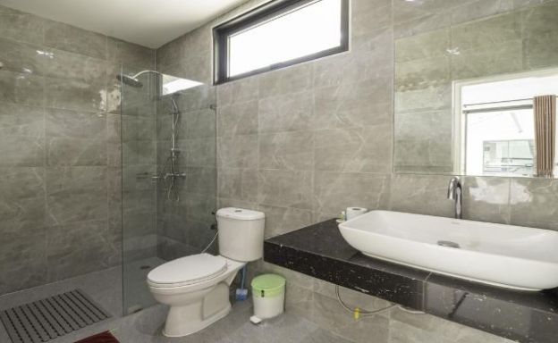 Tropical 5 Bedroom Modern Pool Villa in Lamai