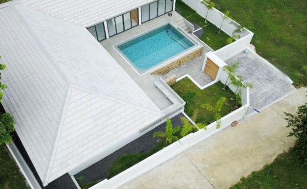 New 3 Bedroom Tropical Pool Villas in Maenam