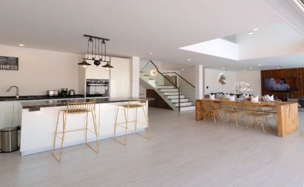 Stylish 3 Bed Modern Design Pool Villa in Bangrak