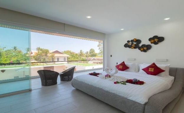 Stylish 3 Bed Modern Design Pool Villa in Bangrak