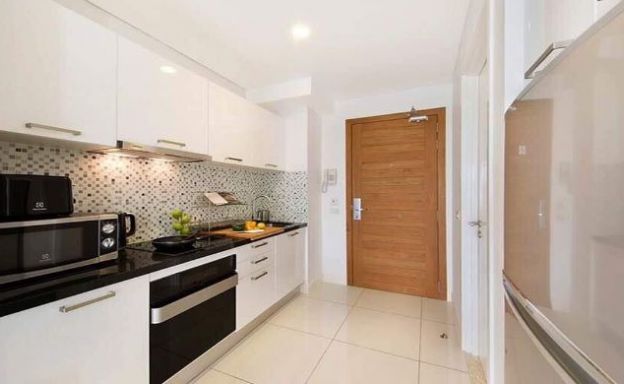 Lovely 1 Bed Freehold Condo for Sale in Choeng Mon