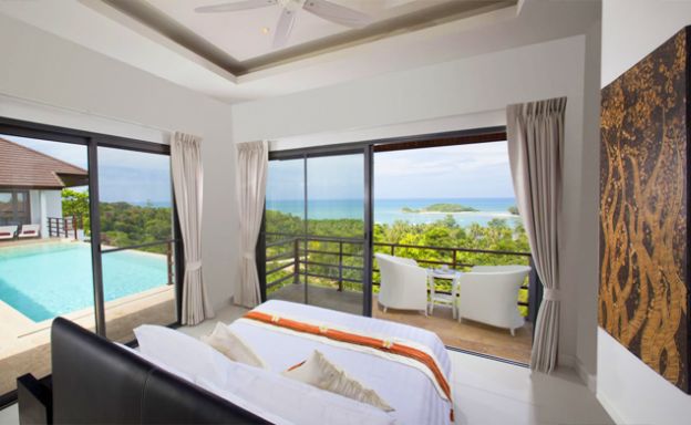 Luxury 4 Bedroom Pool Villa on Choeng Mon Hillside