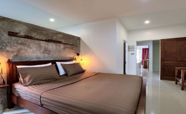 Modern 2 Bedroom Townhouse for Sale in Bophut