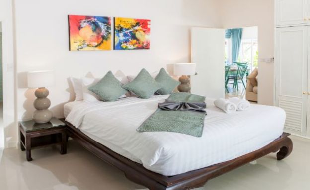 Charming 3 Bed Beachside Pool Villa in Hua Thanon