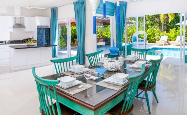 Charming 3 Bed Beachside Pool Villa in Hua Thanon