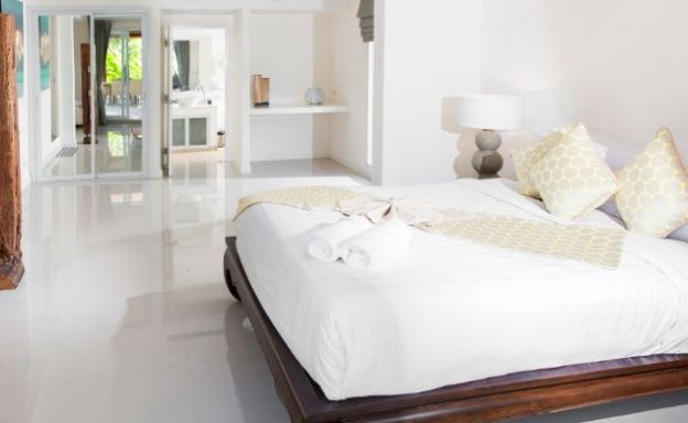 Charming 3 Bed Beachside Pool Villa in Hua Thanon