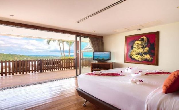 Lavish 5 Bedroom Tropical Sea View Villa in Bophut