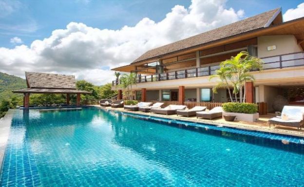 Lavish 5 Bedroom Tropical Sea View Villa in Bophut