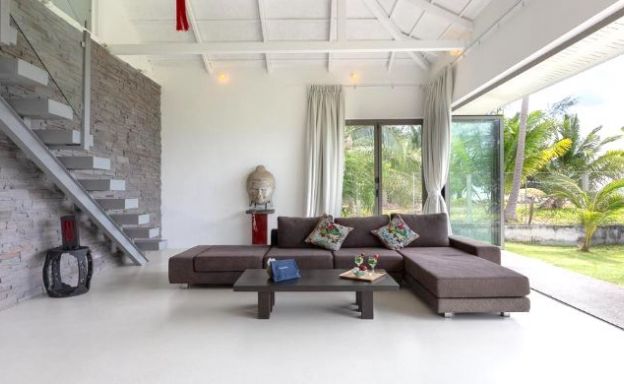 Modern 4 Bed Beachfront Pool Villa in Thong Krut