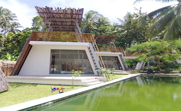 Beachfront Tropical Pool Villa Resort in Surat Thani