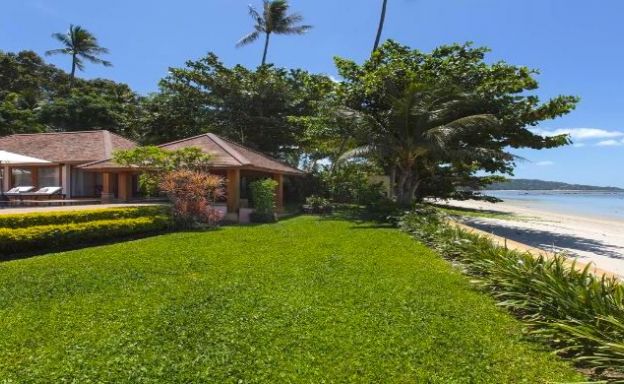 Magnificent 6 Bedroom Beachfront Villa in Laem Sor